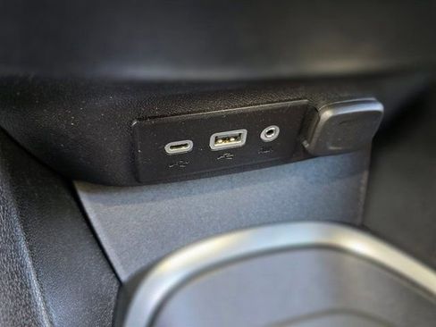 Used 2023 Chevrolet Malibu LT image 28