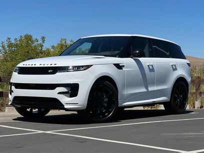 New 2026 Land Rover Range Rover Sport Dynamic SE