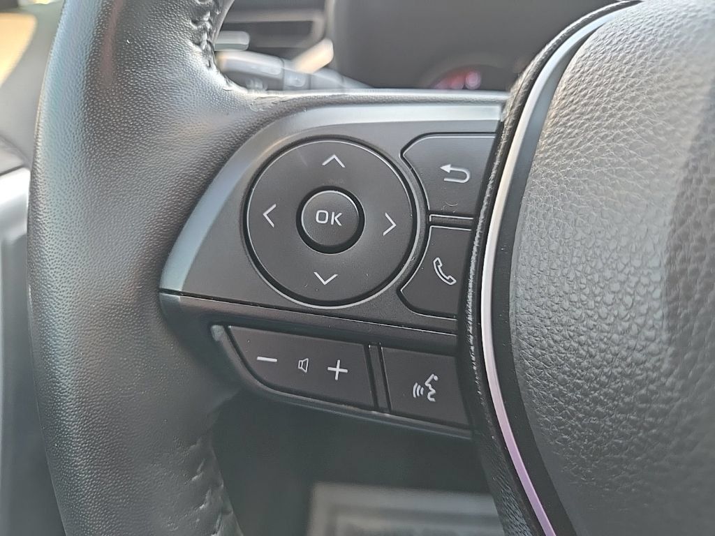 Used 2019 Toyota RAV4 Limited w/ Cold Weather Package AWD/4WD image 44