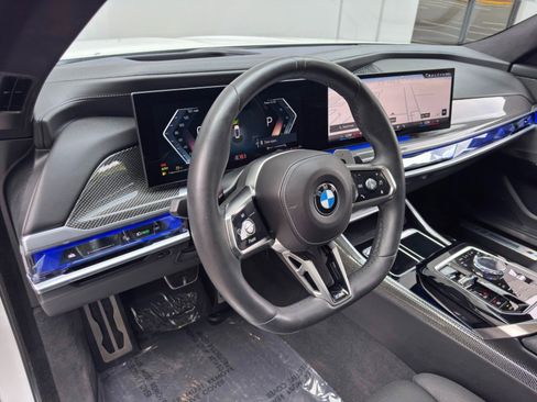 Used 2023 BMW 740i w/ Parking Assistance Package RWD image 14