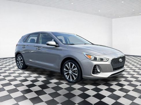 Used 2020 Hyundai Elantra GT w/ Style Package 02 FWD image 7
