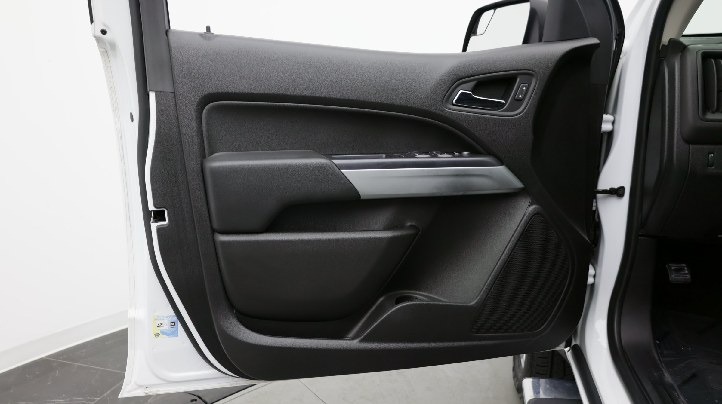 Used 2018 Chevrolet Colorado LT w/ Luxury Package, Chrome RWD image 10
