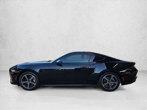 Certified 2024 Ford Mustang Coupe RWD image 8