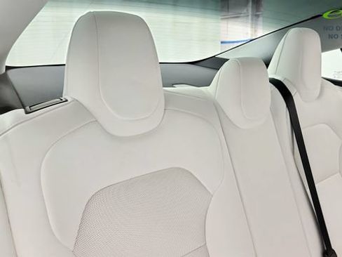 Used 2026 Tesla Model 3 RWD image 39