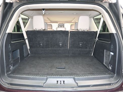 Used 2024 Ford Expedition Max Limited RWD image 11
