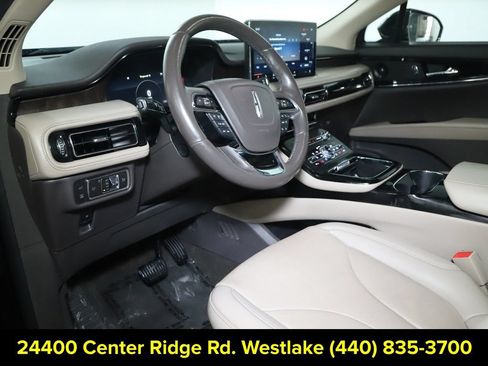 Used 2021 Lincoln Nautilus Reserve AWD/4WD image 17