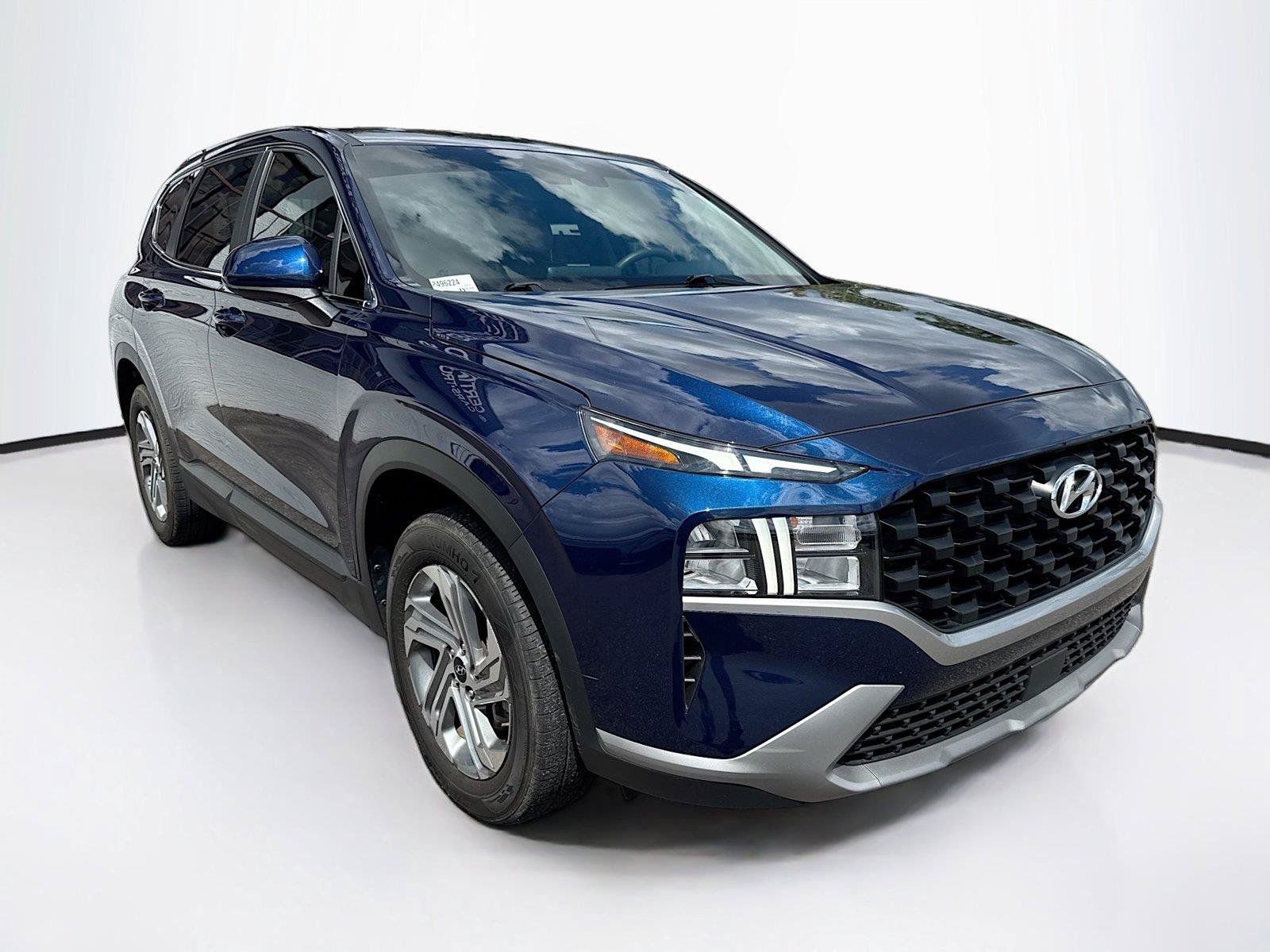 Used 2023 Hyundai Santa Fe SE FWD image 7