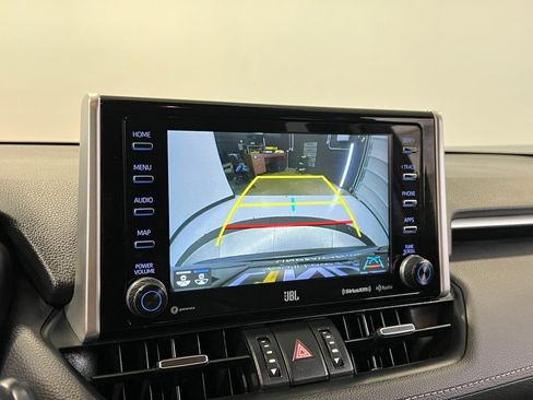 Used 2021 Toyota RAV4 XLE Premium image 43