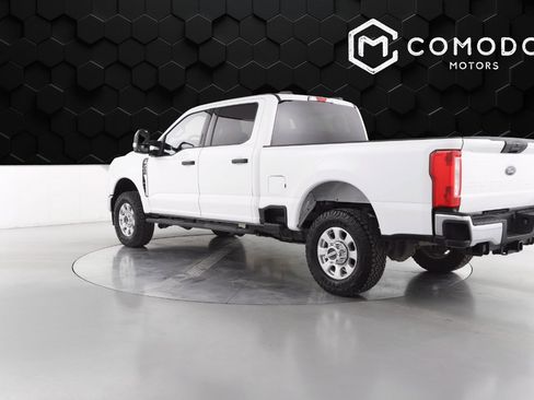 Used 2023 Ford F250 XLT w/ FX4 Off-Road Package image 5