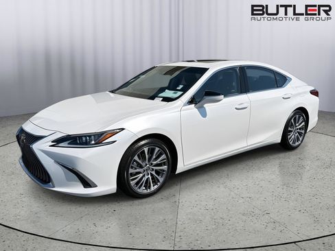 Certified 2021 Lexus ES 350 w/ Premium Package FWD image 2