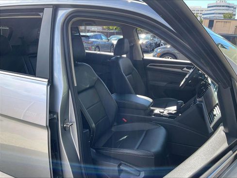Certified 2022 Volkswagen Atlas SE AWD/4WD image 6