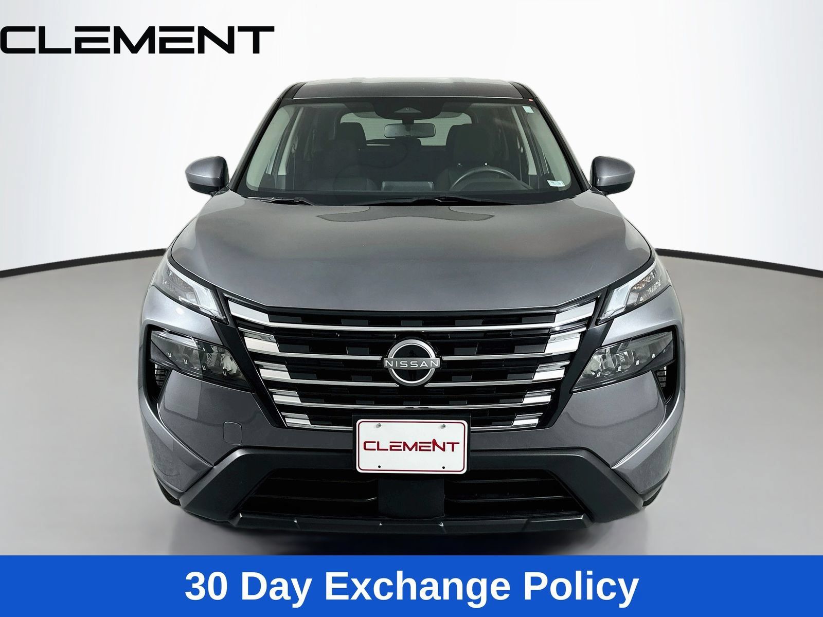 Used 2024 Nissan Rogue SV AWD/4WD image 3