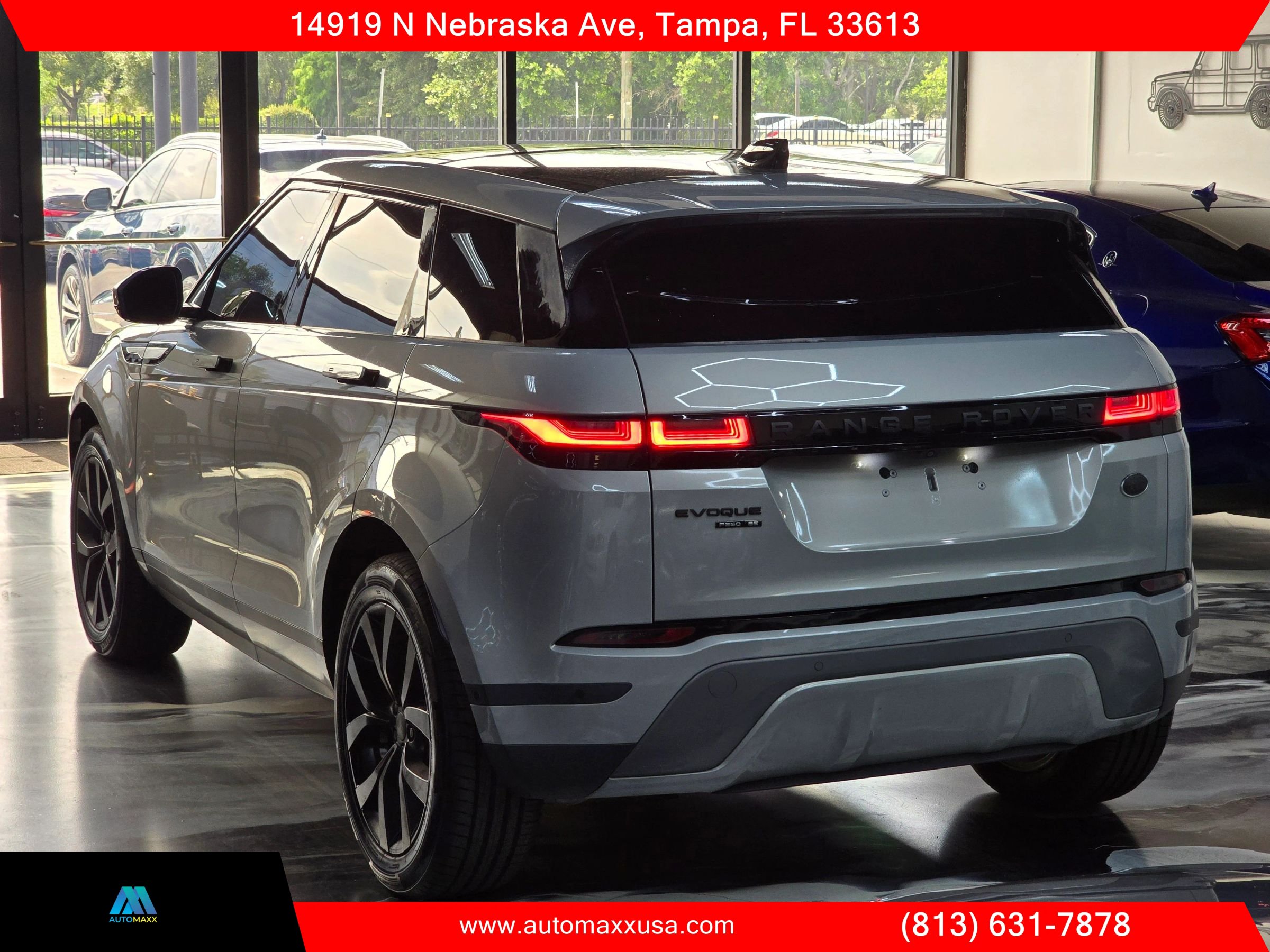 Used 2020 Land Rover Range Rover Evoque SE AWD/4WD image 8