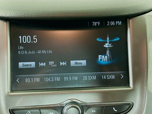 Used 2018 Chevrolet Cruze LT FWD image 19