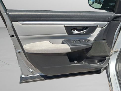 Used 2018 Honda CR-V LX image 17