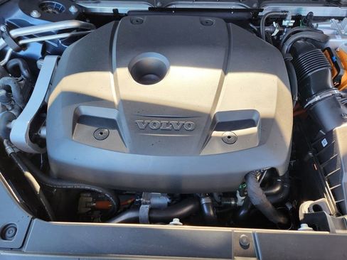 New 2026 Volvo XC90 T8 Ultra w/ Protection Package Premier image 19