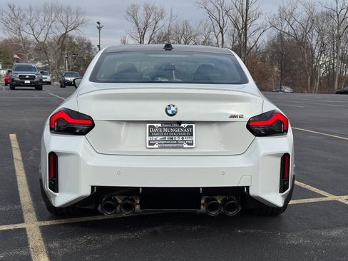 Used 2025 BMW M2 w/ Lighting Package image 5