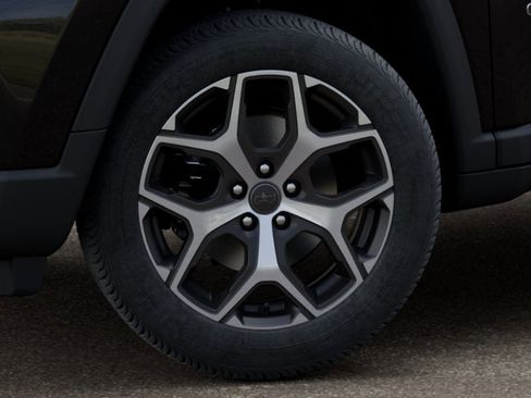 New 2026 Jeep Compass Limited image 8