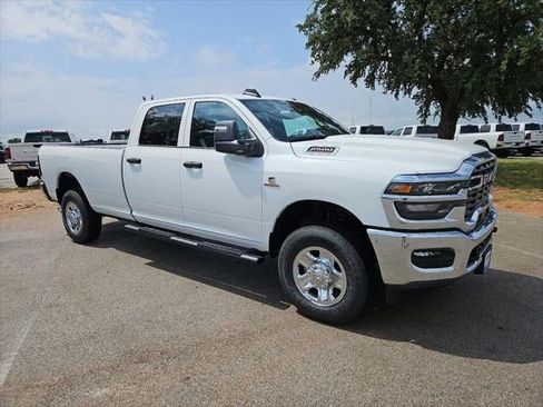 New 2026 RAM 2500 Tradesman AWD/4WD image 40