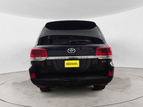 Used 2020 Toyota Land Cruiser Base image 4