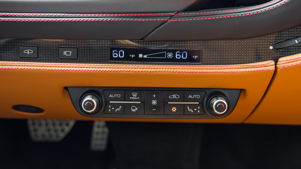 Certified 2021 Ferrari F8 Tributo RWD image 26