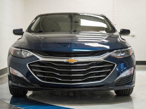 Used 2021 Chevrolet Malibu LT FWD image 33