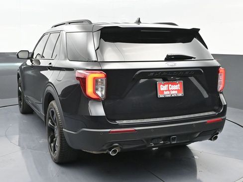 Used 2023 Ford Explorer ST-Line w/ Class IV Trailer Tow Package image 4