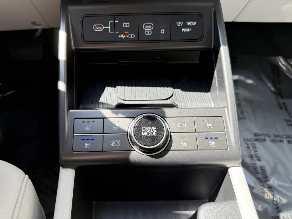 Used 2024 Hyundai Kona Limited FWD image 26