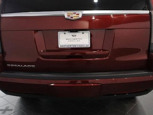 Used 2019 Cadillac Escalade Platinum image 14
