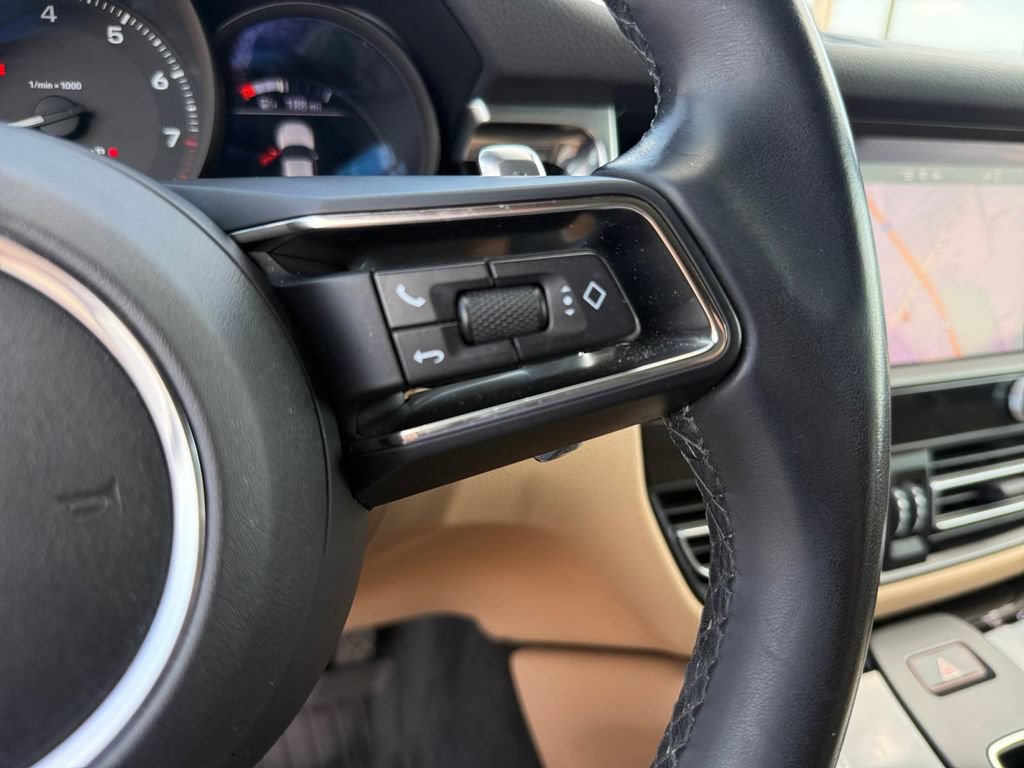 Used 2024 Porsche Macan w/ Premium Plus Package AWD/4WD image 22