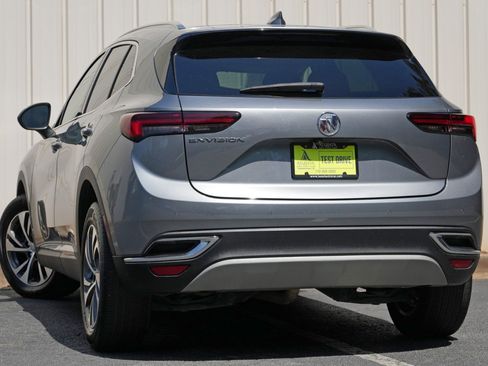 Used 2022 Buick Envision Essence w/ Safety Package FWD image 5