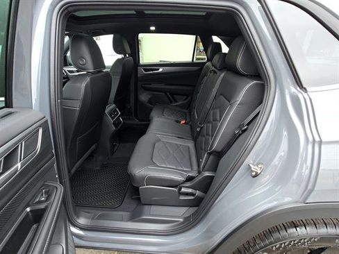 New 2026 Volkswagen Atlas Cross Sport SE image 6