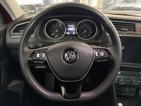 Used 2020 Volkswagen Tiguan S AWD/4WD image 18