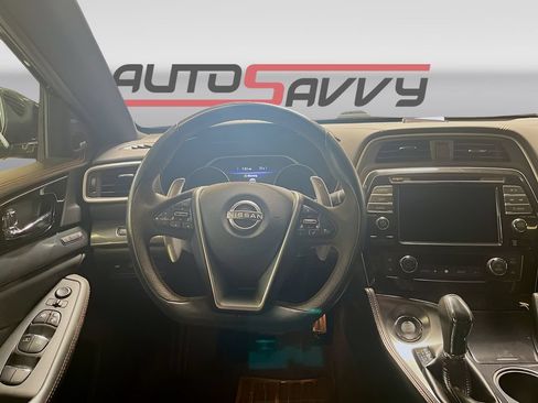 Used 2023 Nissan Maxima SR w/ Sport Mat Group FWD image 23