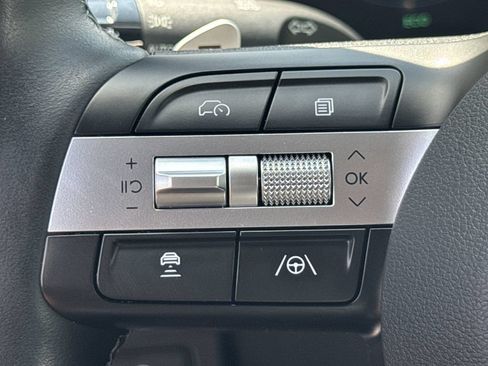 Used 2025 Hyundai Sonata Limited FWD image 23