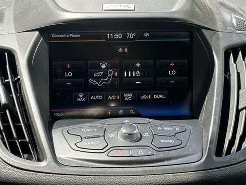 Used 2015 Ford Escape SE w/ Equipment Group 201A AWD/4WD image 15