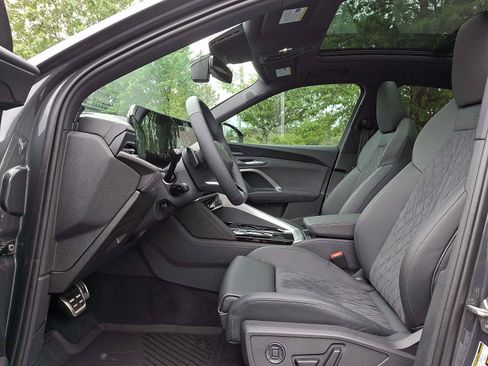 Used 2026 Audi SQ5 Premium Plus AWD/4WD image 11