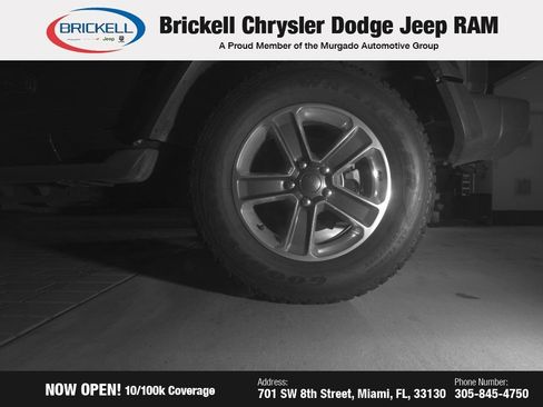 Used 2018 Jeep Wrangler Unlimited Sahara image 18