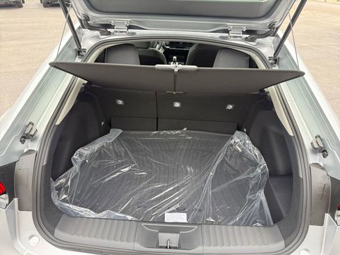 New 2026 Toyota Prius LE FWD image 24