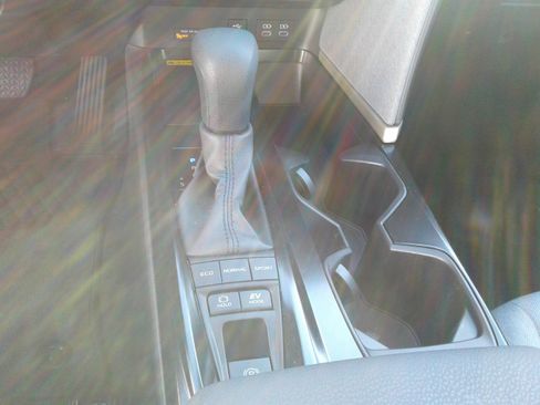 Used 2025 Toyota Camry LE image 16