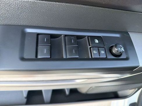 Used 2024 Toyota Tundra SR5 w/ SR5 Convenience Package RWD image 10
