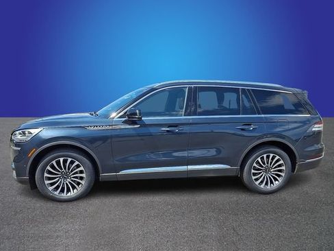 Used 2023 Lincoln Aviator Reserve w/ Equipment Group 201A AWD/4WD image 7
