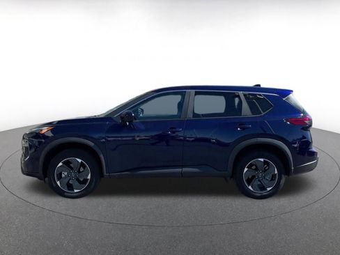 Used 2025 Nissan Rogue SV image 9