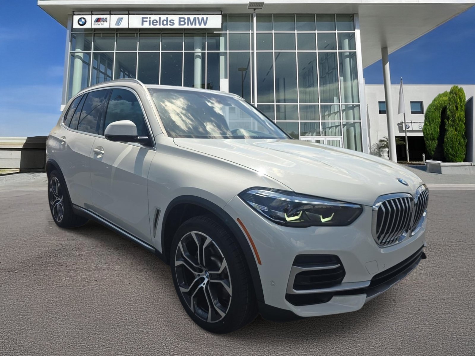 Certified 2023 BMW X5 sDrive40i w/ Climate Comfort Package RWD image 1