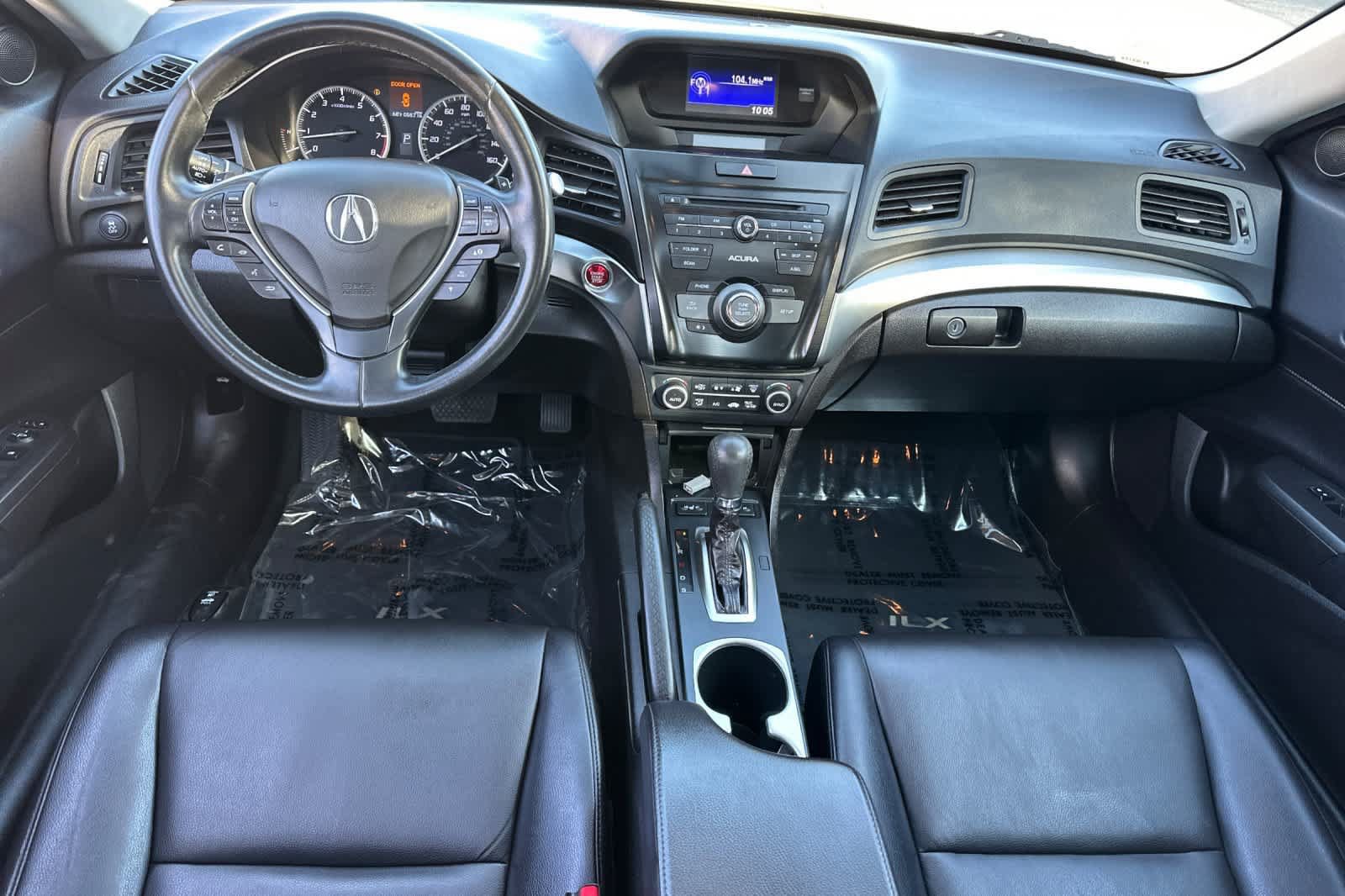 Used 2017 Acura ILX FWD image 3