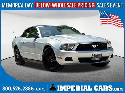 Used 2012 Ford Mustang Premium RWD image 1