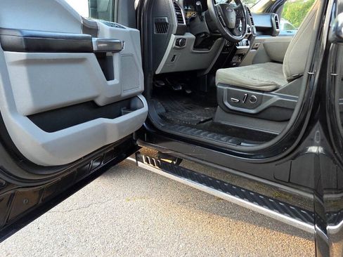Used 2015 Ford F150 XLT w/ Equipment Group 302A Luxury AWD/4WD image 26
