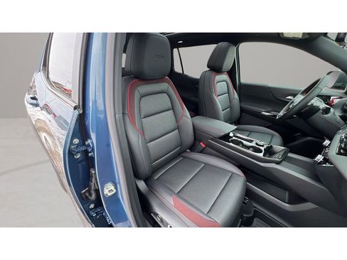 New 2026 Chevrolet Equinox RS w/ Convenience Package III image 32