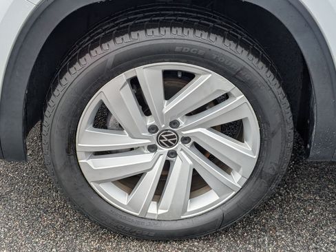 Used 2021 Volkswagen Atlas SEL FWD image 13