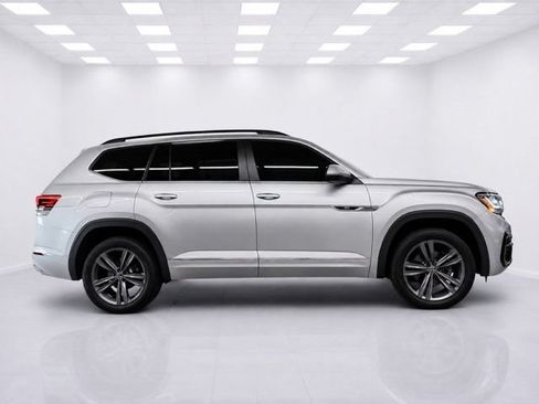 Used 2021 Volkswagen Atlas SE w/ Panoramic Sunroof Package AWD/4WD image 4